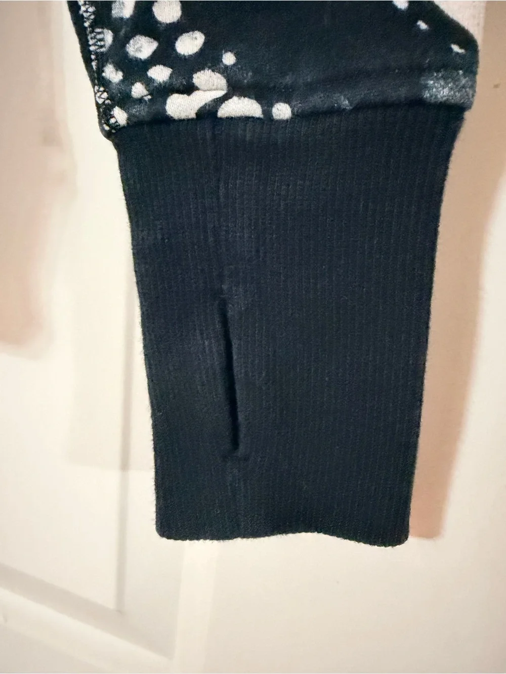 Lululemon Black & White Patterned Scuba Zip-Up Hoodie With Thumbholes